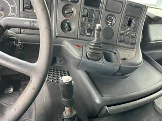 Scania R 2002 - 124 L 420 , Manual Gearbox , Airco , Retarder afbeelding 9