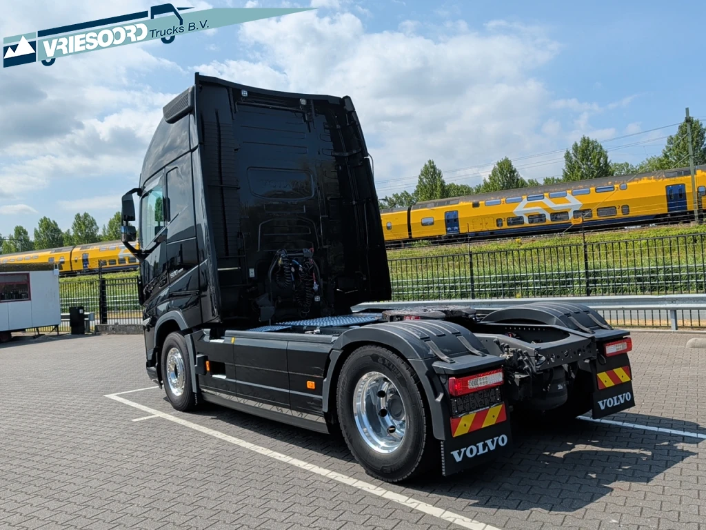 Volvo FH 2023 - 500 PK EURO 6 XL MET RETARDER afbeelding 6