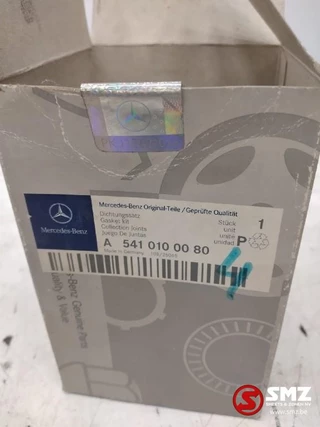Mercedes-Benz N/A - Lot van 23 oliefilters mercedes actros obrazek 3
