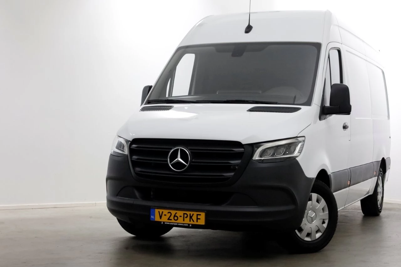 Mercedes-Benz Sprinter 2021 - 317 CDI 170pk RWD L2H2 LED/Airco/Camera 08-2021 afbeelding 1