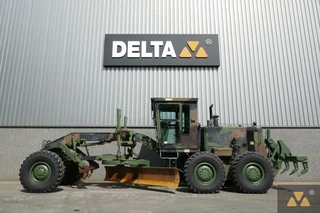 Caterpillar 1985 - 130G Ex-army afbeelding 1 miniatuur
