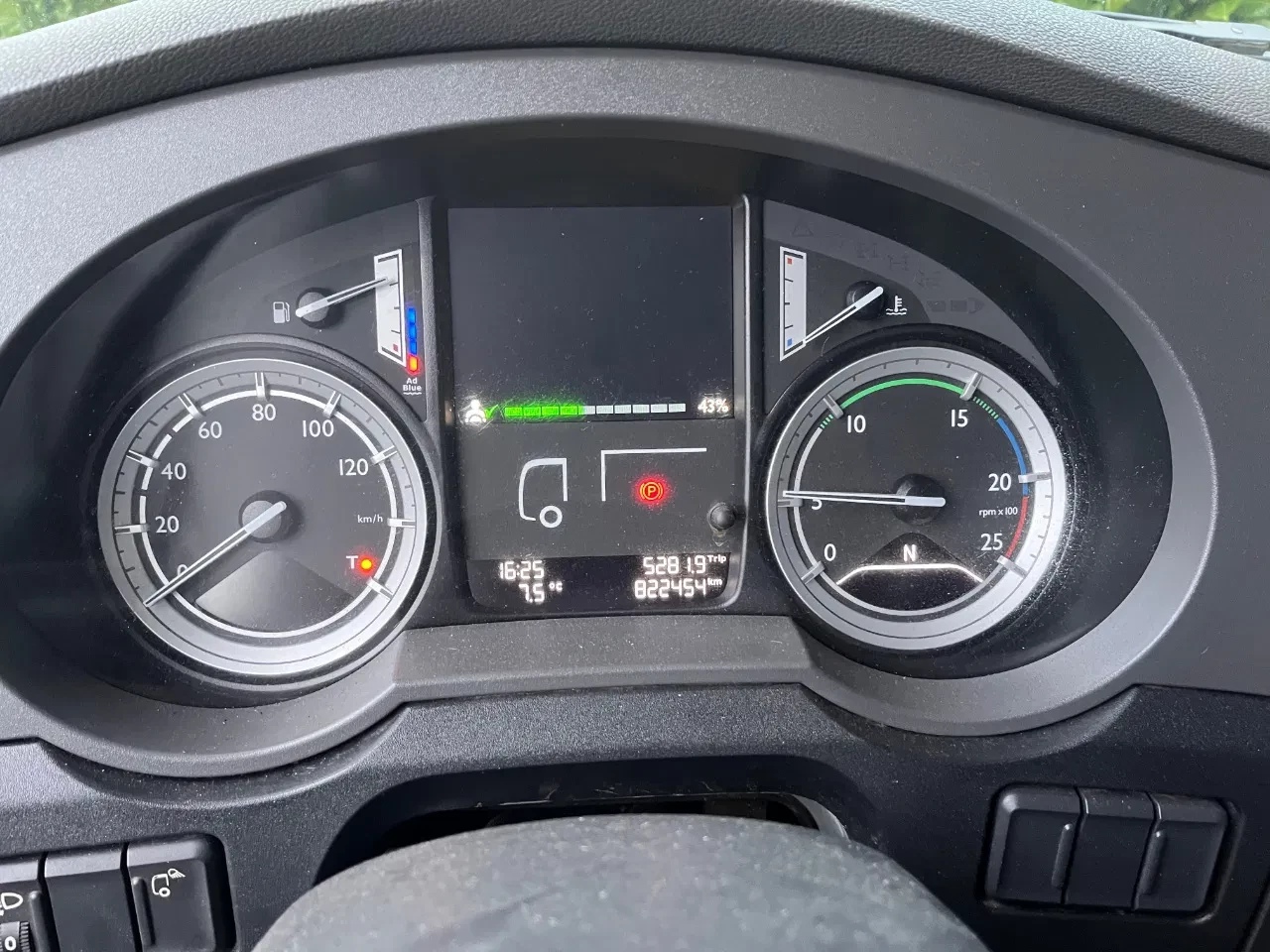 DAF XF 440 2015 - FT Euro6 Full-Air Lowdeck obrázek 10