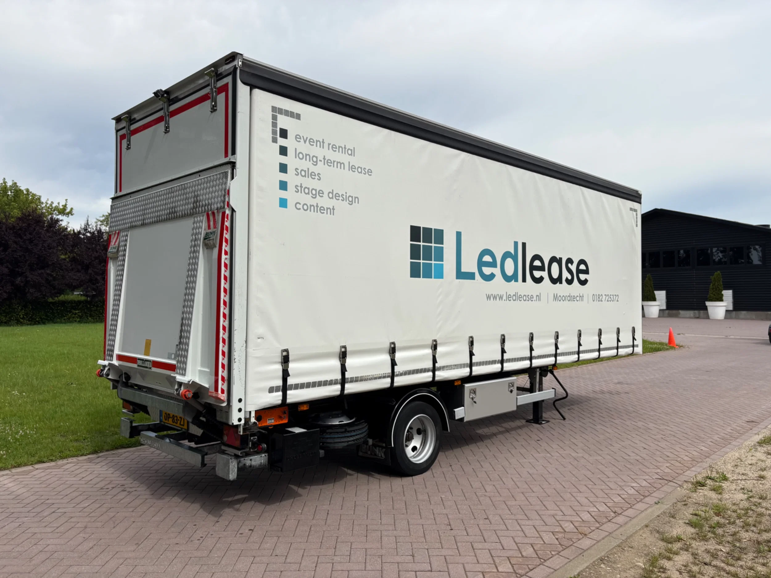 Bunk 2017 - Be oplegger schuifzielen 7 ton met laadklep 1500 kg obrázek 5