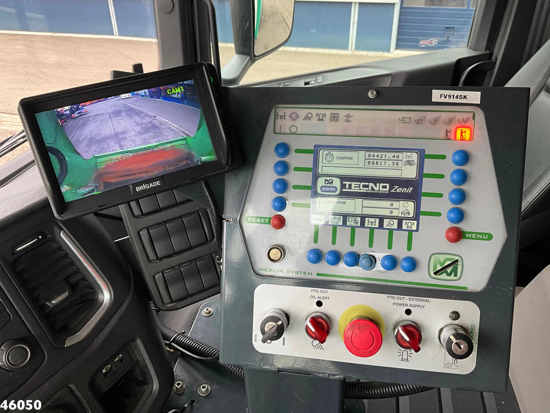 Scania P 2019 - 320 Euro 6 Garbage truck 25m³ Just 115.738 km! immagine 14