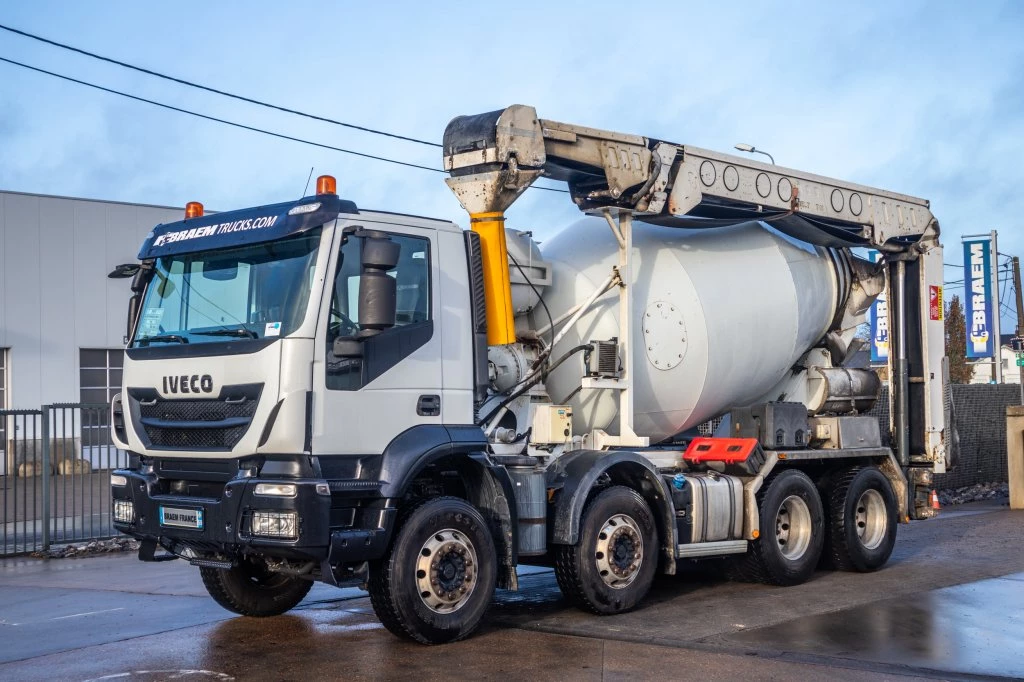 Iveco EuroTrakker 2017 - 400+BAND/TAPIS/BELT-T40 zdjęcie 1