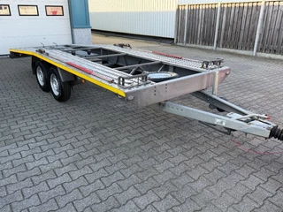 WEEKEND N/A 2015 - Car Transport bild 2