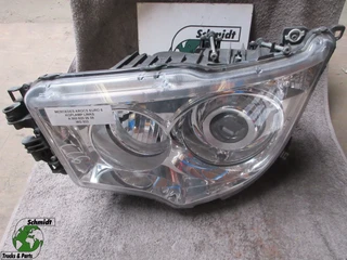 Mercedes-Benz - A 960 820 26 39 XENOS KOPLAMP LINKS MERCEDES MP4 EURO 6 LINKS на продажу