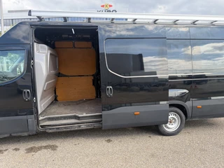 Iveco Daily 2023 - 35S16 L4H2 Automaat Airco Navi Cruisecontrol + Laadklep EURO 6 image 14