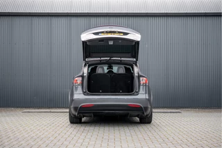 Tesla Model X 2018 - 100D AWD | 525 PK | 7-Zits | Camera | PDC | Falcon Doors | Premium Connectivity obrazek 8
