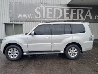 Mitsubishi Pajero 2013 - GLS 3.5 - V6 , 4x4 , 7 Pers., Full Option image 2