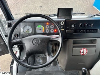 Mercedes-Benz N/A 2006 - Vario 815 D Promotional Truck, Manual transmission image 10