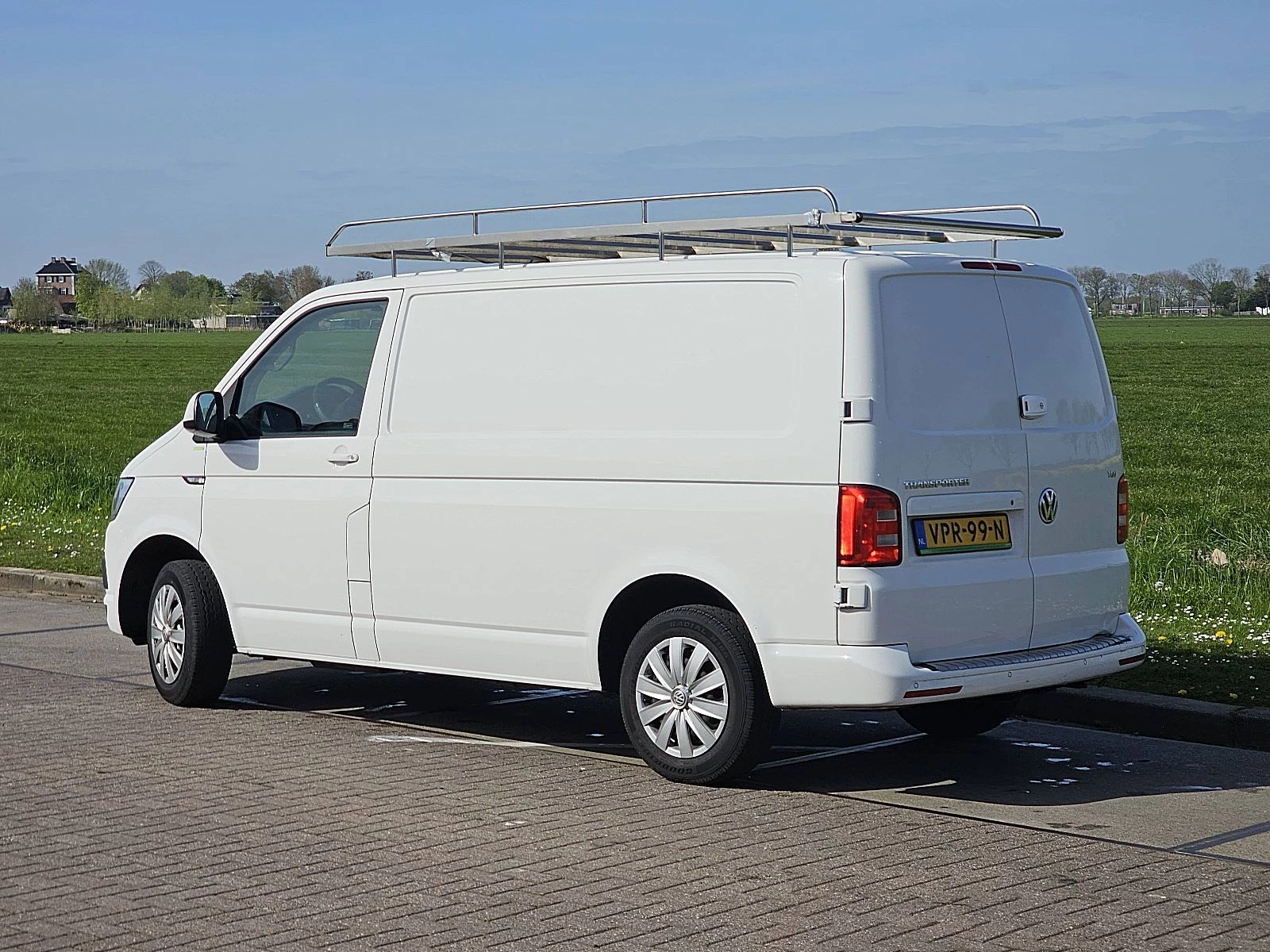 Volkswagen Transporter 2017 - 2.0 TDI imagen 6