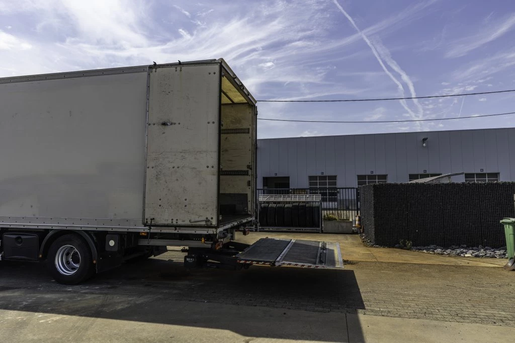 Volvo 2015 - FE 250+HAYON BAR afbeelding 24