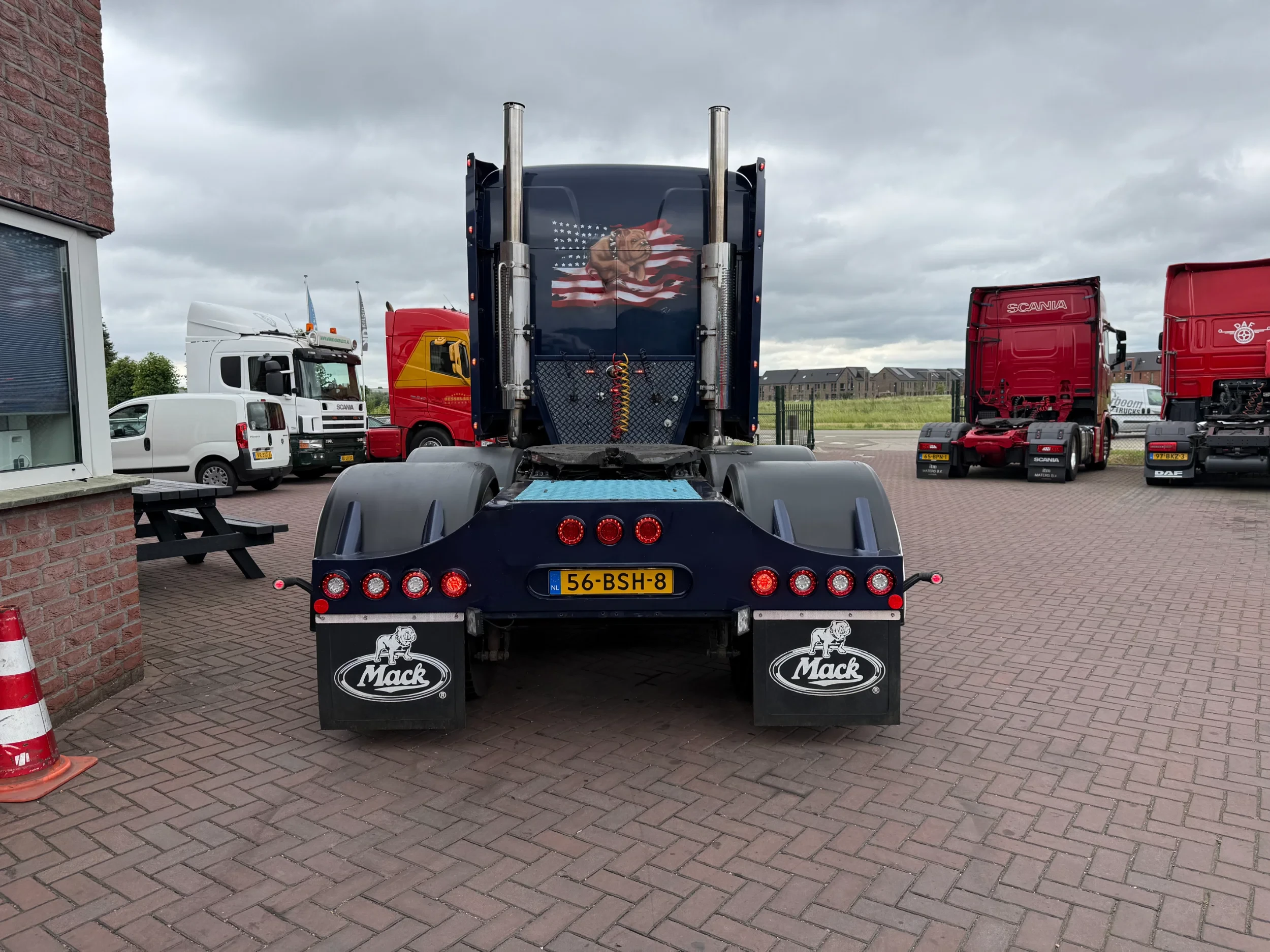 MACK CXN 613 2005 - CXN 613 Concourstaat / 6X4 trekker / NL Kenteken / afbeelding 5