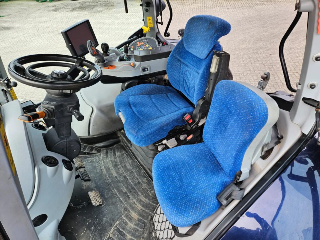 New Holland T6.160 AC 2015 - Autocommand immagine 24
