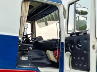 Scania LB140 V8 1976 - 350 HP 6x2 Oldtimer - Perfect shape - Private owned/No VAT image 43