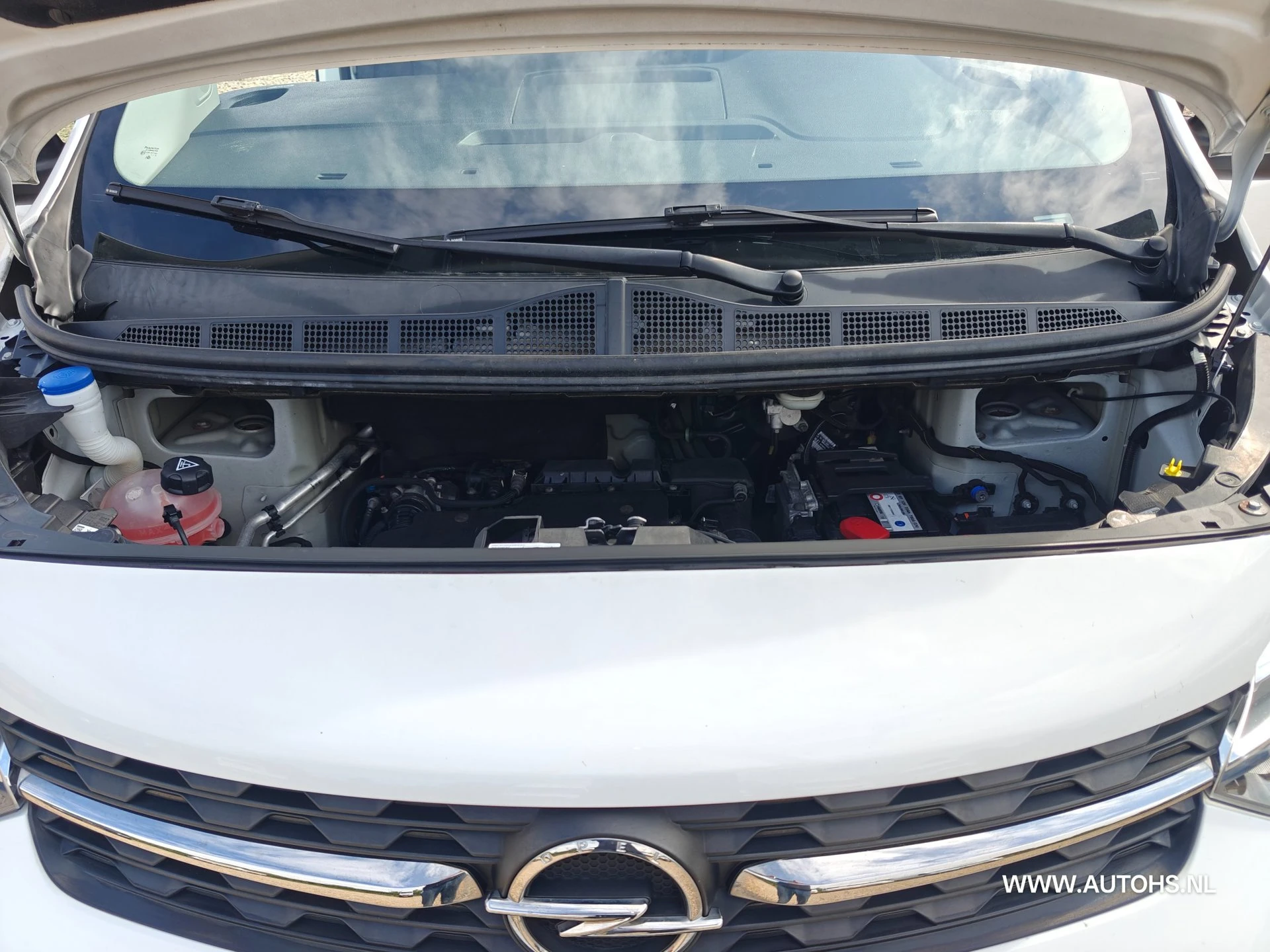 Opel Vivaro 2020 - 1.5 CDTI L2H1 , Werkplaats inrichting , Euro 6 , 1e Eig. Camera , navi , cruise , in pracht staat. afbeelding 26