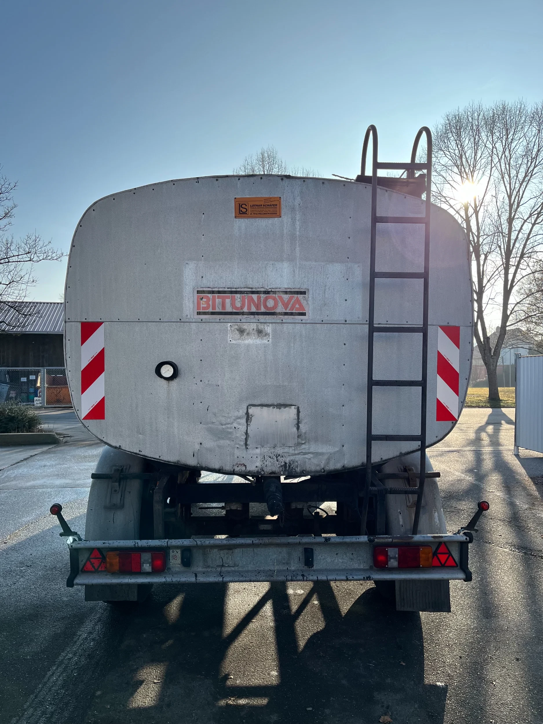 Schäfer 1993 - BTA, 1600 Tank-/ Bitumenanhänger image 4