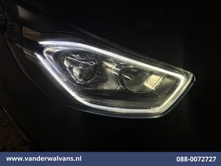 Ford Transit Custom 2022 - 2.0 TDCI 131pk L2H1 Euro6 Airco | Camera | LED | Cruisecontrol | Verwarmde voorruit image 2