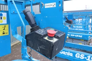 Genie 2013 - GS1932 Electric, Working Height 7.8 m, 227kg Capac image 3 miniature