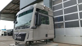 MAN - Body & Chassis Parts Cabine XXL TGX immagine 2 miniatura