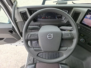 Volvo FM5-380 2024 - / VEB / !!ONLY:77517 KM!! / LIFT+LENKACHSE / INLINER / DAS / LWDS / TUV:11-07-2026 / AUTOMATIC / EURO-6 / 2024 image 19