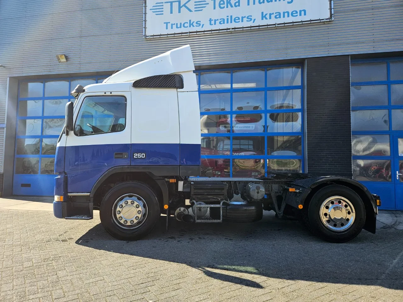 Volvo FM 7.250 1999 - 514.000 km Euro 2 Manual immagine 4