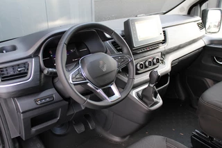 Renault Trafic 2024 - 2.0 Blue dCi 170pk T29 L2H1 Extra DC - 2x Schuifdeur - Carplay - LED - Blind Spot - Navigatie - Camera - Trekhaak - Stoelverwarming - Rijklaar bild 2