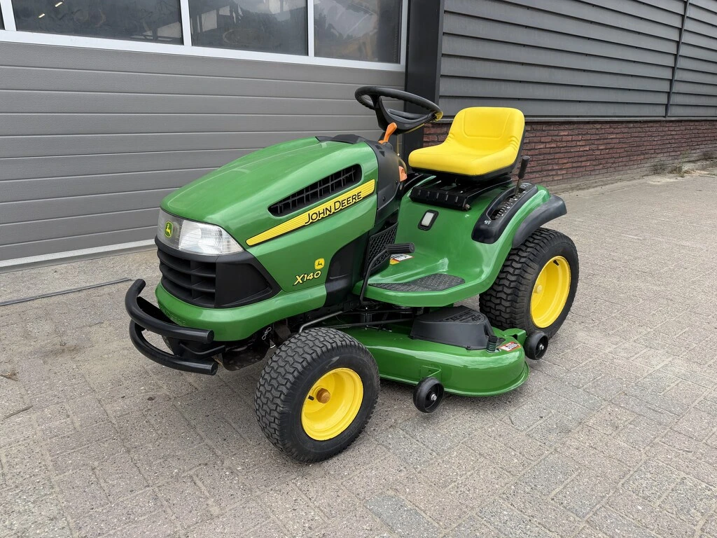 John Deere X140 Zitmaaier – Slechts 211 uur – 48 inch NIEUW maaidek 2009 afbeelding 1