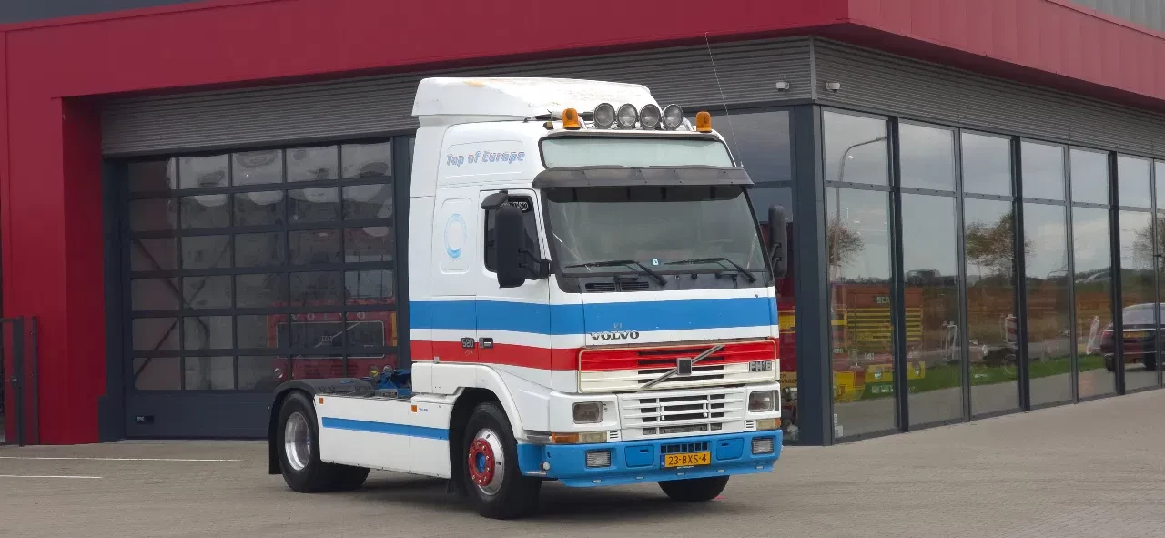 Volvo FH 1996 - 16 Very beautiful Volvo FH16 520, lots of horsepower, pulls like crazy image 4