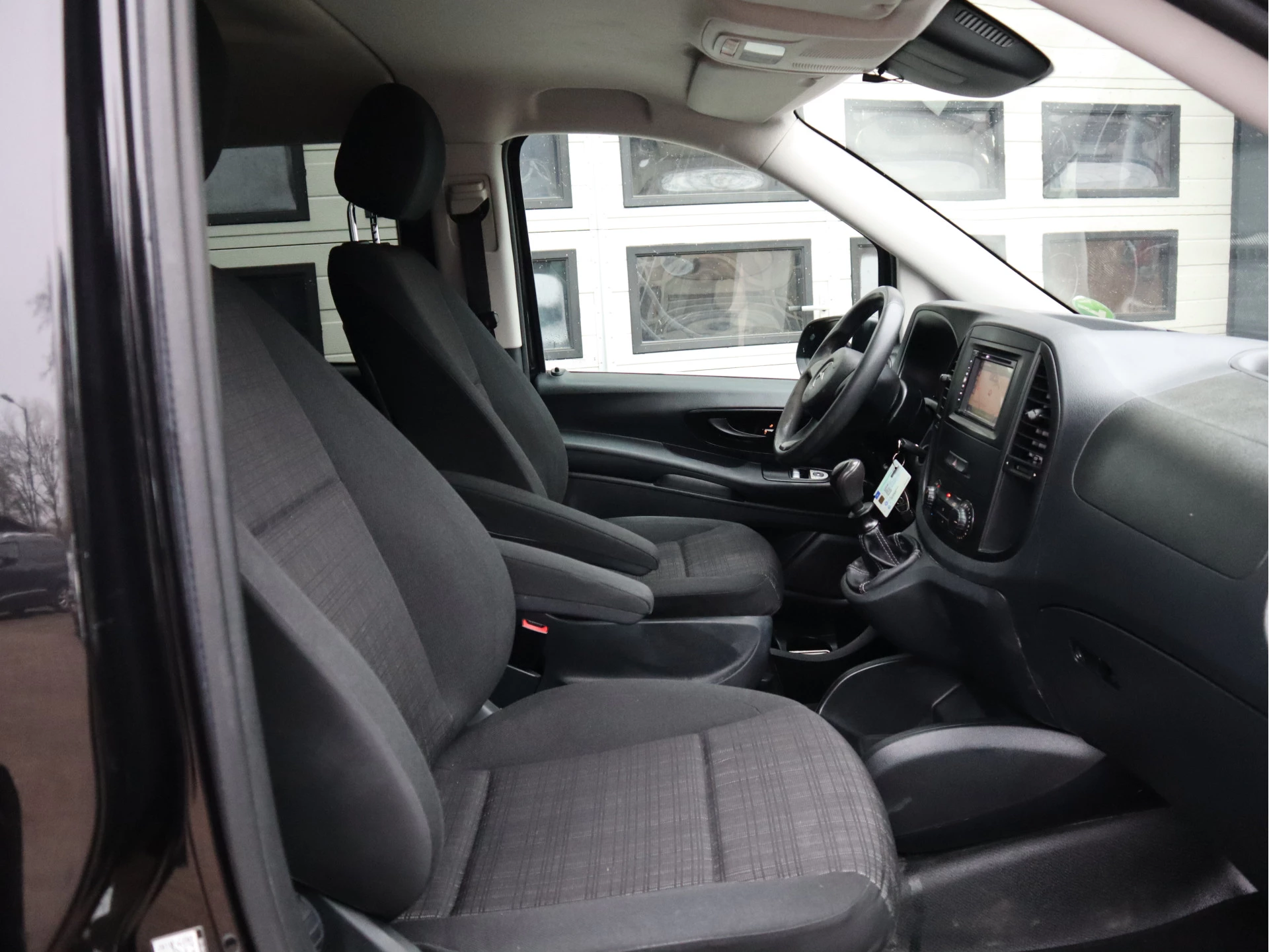 Mercedes-Benz Vito 2017 - 111 CDI Euro 6 Lang L2 DC 5 Pers. - Trekhaak - Dealer Onderhouden Bild 10