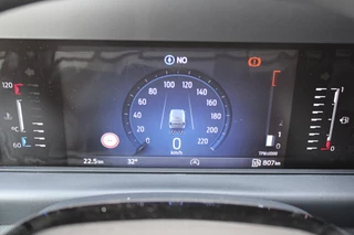 Ford Transit Custom 2024 - 320 2.0 TDCI L2H1 Trend DC 136pk - Carplay - Android - Camera - Trekhaak - LED koplampen - Stoelverwarming - Draadloos laden - Rijklaar image 8