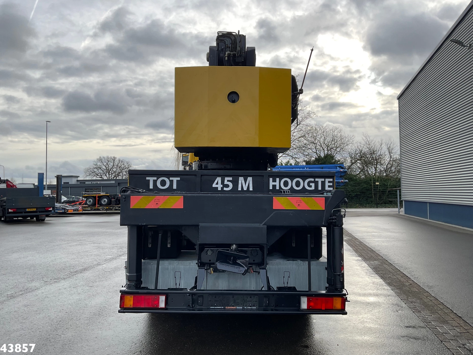 MAN F2000 6x6 Full Steel Manual Palfinger 68 Tonmeter Dachdecker kran Just 54.133 km! 2001 afbeelding 9