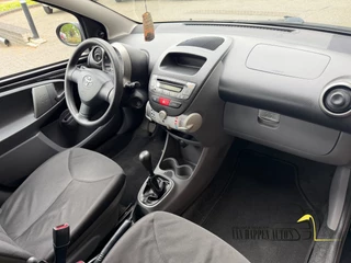 Toyota Aygo 2011 - 1.0-12V Now bild 7