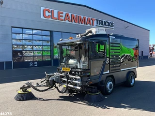 Ravo 580 with 3-rd brush 2011 - N/A te koop