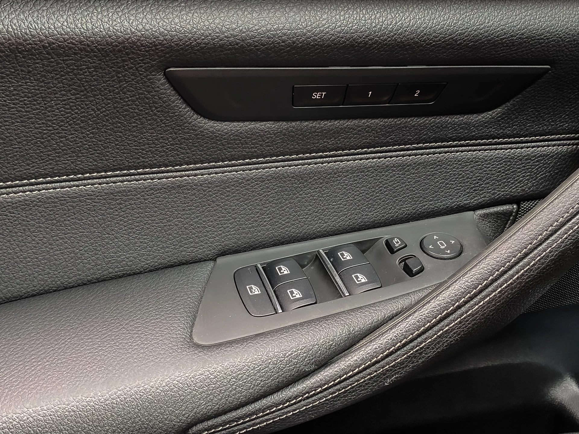 BMW 5 Series 2022 - Touring 520i 184PK Automaat M-Sport obrázek 52