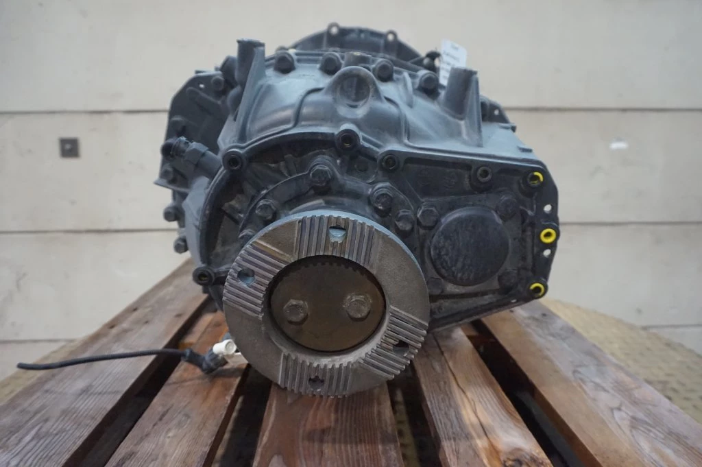 ZF 2014 - 12AS2130DD TGS immagine 4