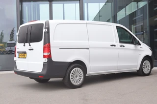 Mercedes-Benz eVito 2024 - eVito 112 L2 66 kWh /AIRCO/NAVI/CAMERA/SNELLADEN afbeelding 2 miniatuur