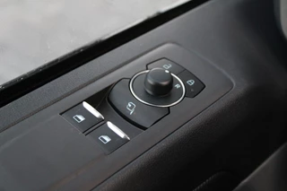 Ford E-Transit Custom 2025 - 340 L2H1 Limited 65 kWh 218pk - LED - 360 Camera - B&O - ACC - Navi - Stoel/Stuurverwarming - Rijklaar zdjecie 17