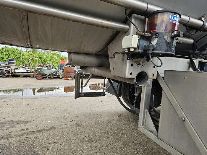 Magyar S43 EDD | MILK/ FOODSTUFF | 36000 LTR | 2 STEERING AXLE'S | DISC BRAKES. 2013 image 47