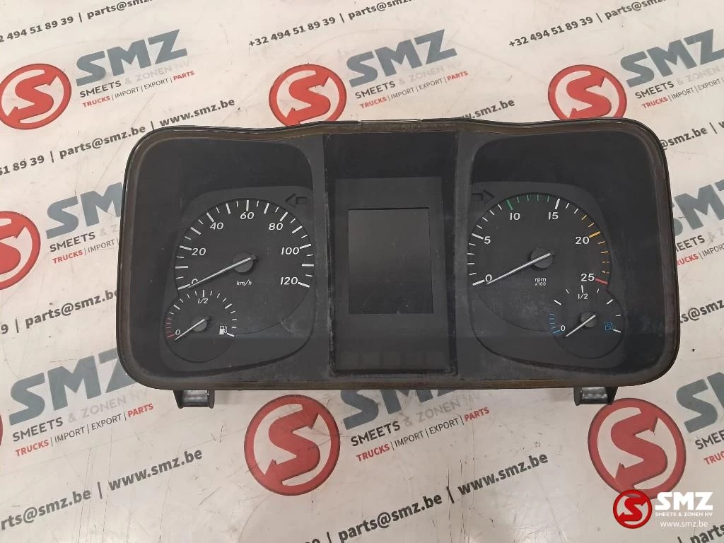 Mercedes-Benz 2015 - Occ instrumentenpaneel Mercedes afbeelding 2
