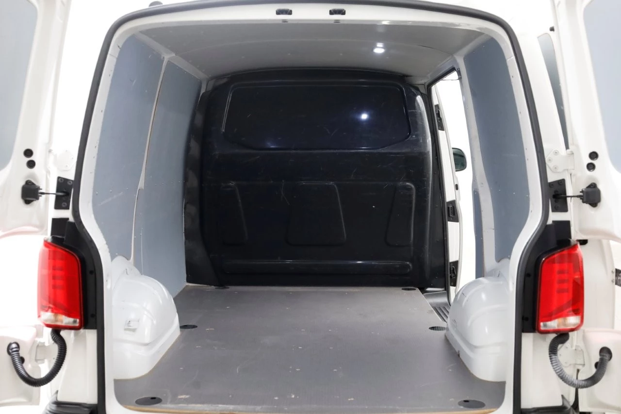 Volkswagen Transporter 2021 - T6.1 2.0 TDI 150pk L1H1 Airco/CarPlay 03-2021 image 5