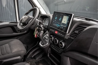 Iveco Daily 2024 - 35S18 | 3.0L 180PK | Automaat | NW MODEL | 3.5T Trekgewicht | Camera | Carplay | Climate image 2