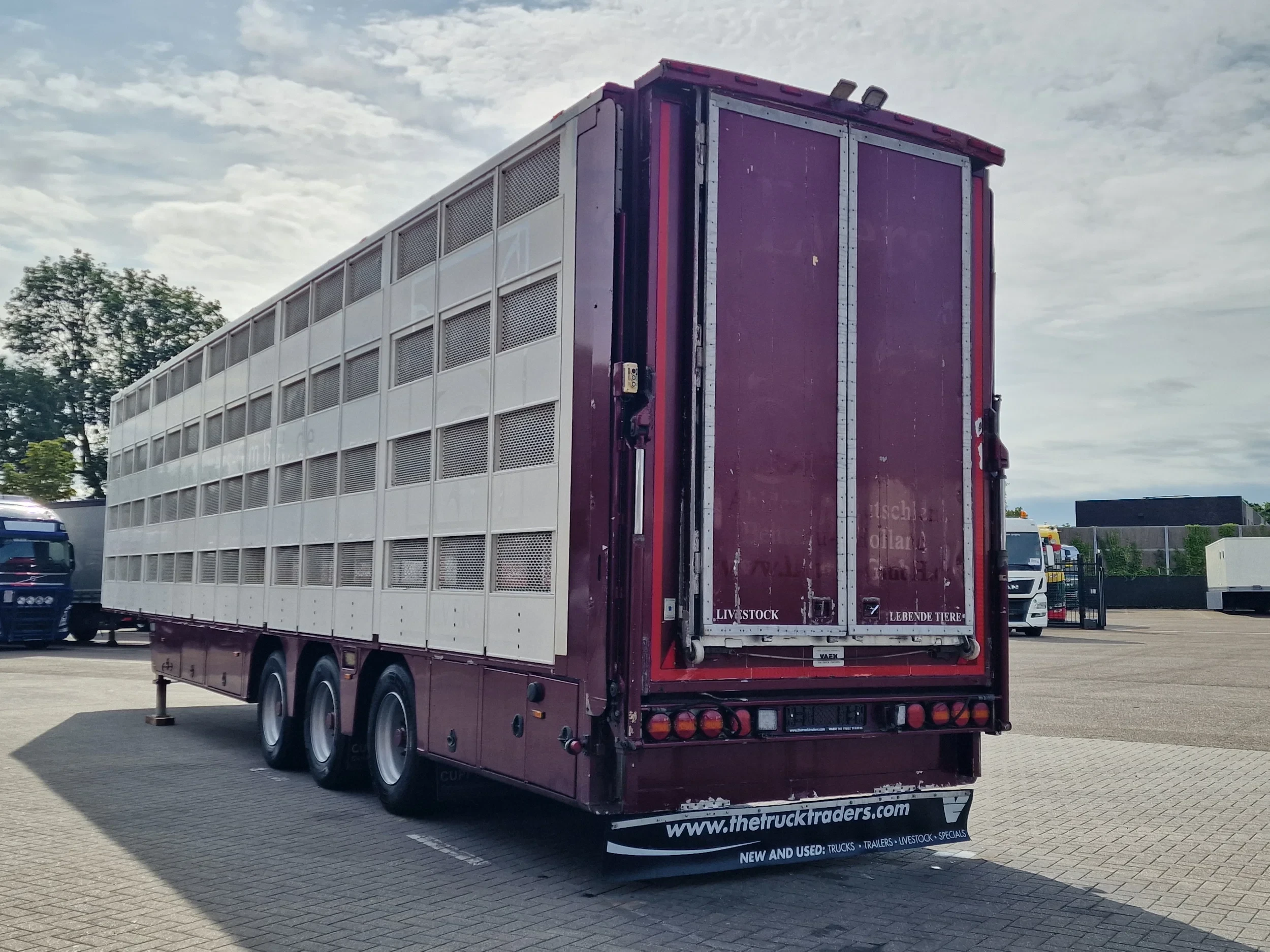 CUPPERS 2013 - 4 stock - new TUV - type 2 - lifting floors - lift / ramp afbeelding 10