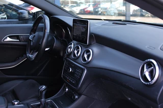 Mercedes-Benz CLA 2016 - Shooting Brake 180 Ambition AMG LINE NAVI 18'' CARPLAY XENON obrazek 16