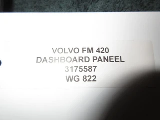 Volvo - 3175587 VOLVO FM 420 PANEEL obrázek 2 náhled