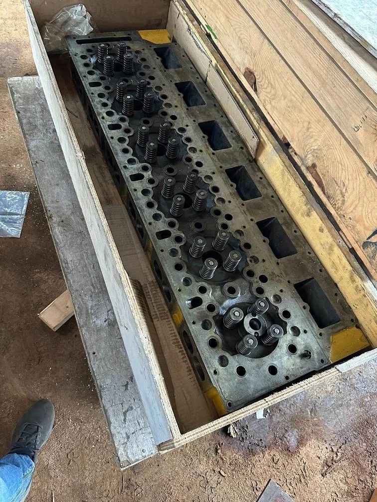 Cat - 7N9532 7N-9532 cylinder head imagen 1