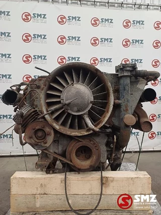 Deutz N/A - Occ motor F6L413V Deutz + versnellingsbak AK6-80-5 image 3