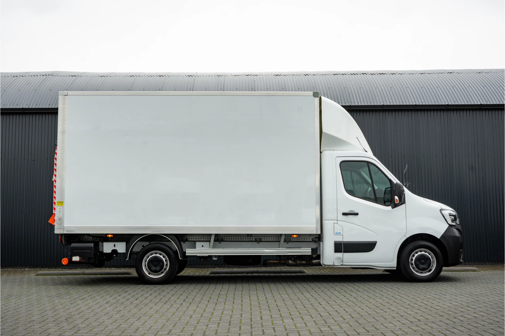 Renault Master 2024 - 2.3dCi 146PK | Bakwagen met Laadklep | LED | Carplay | Camera | Cruise Bild 6