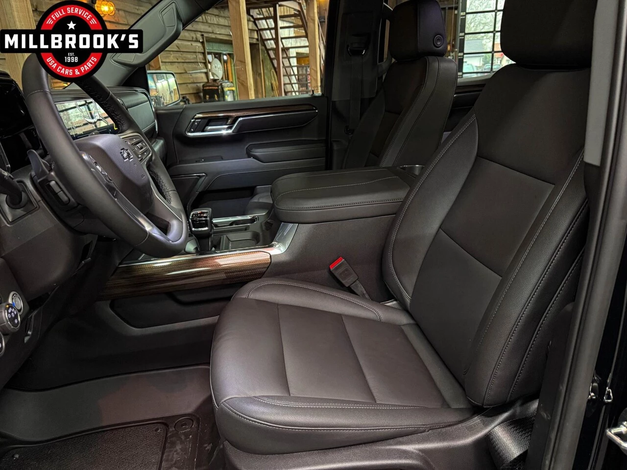 Chevrolet Silverado 2024 - Z71 Trailboss image 14